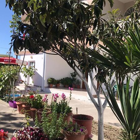 Colombo Hotell Vlorë Exteriör bild